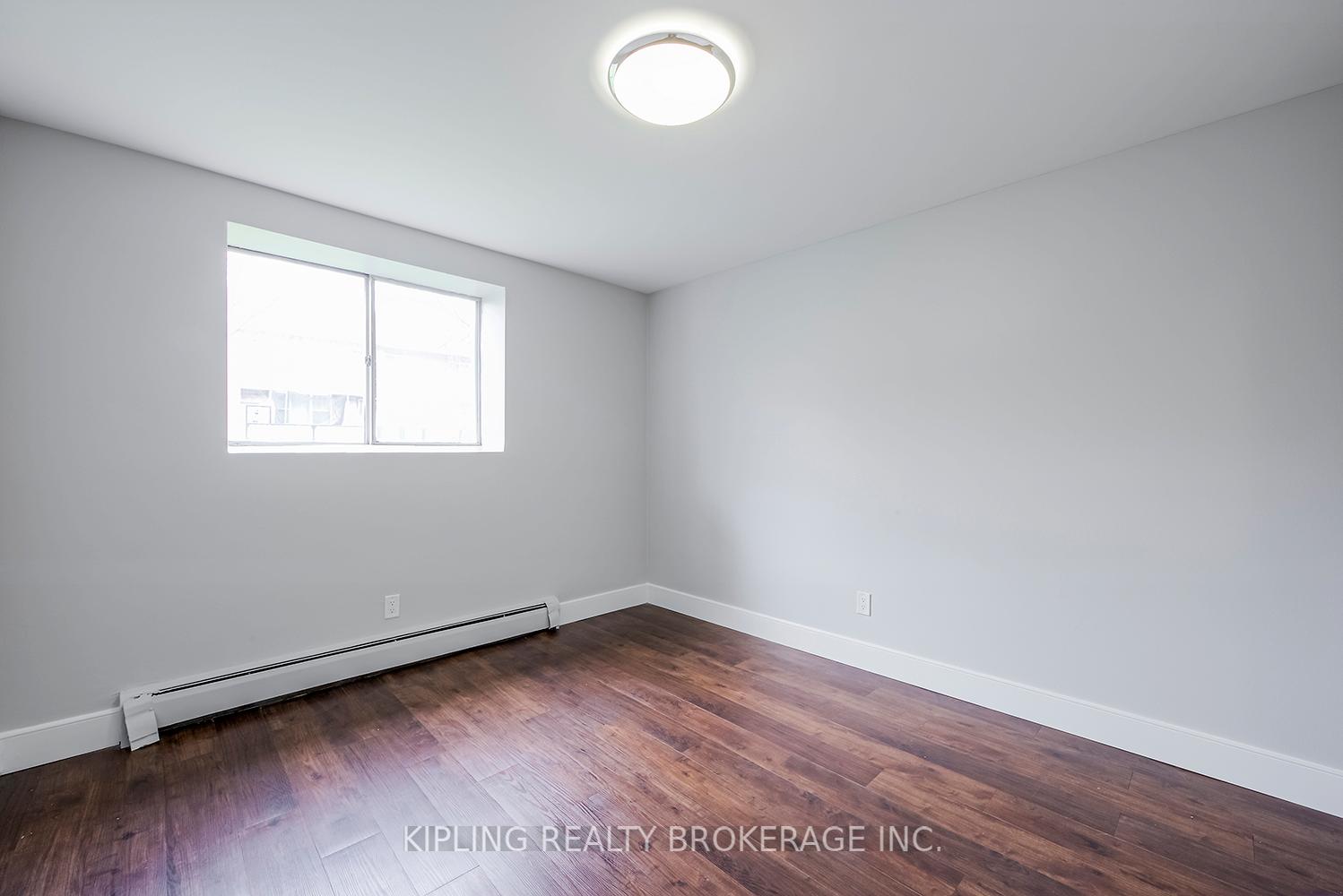 Photo 11 of Unit 211, 39 Willow Road, Guelph, Willow West/Sugarbush/West Acres — HOMEH