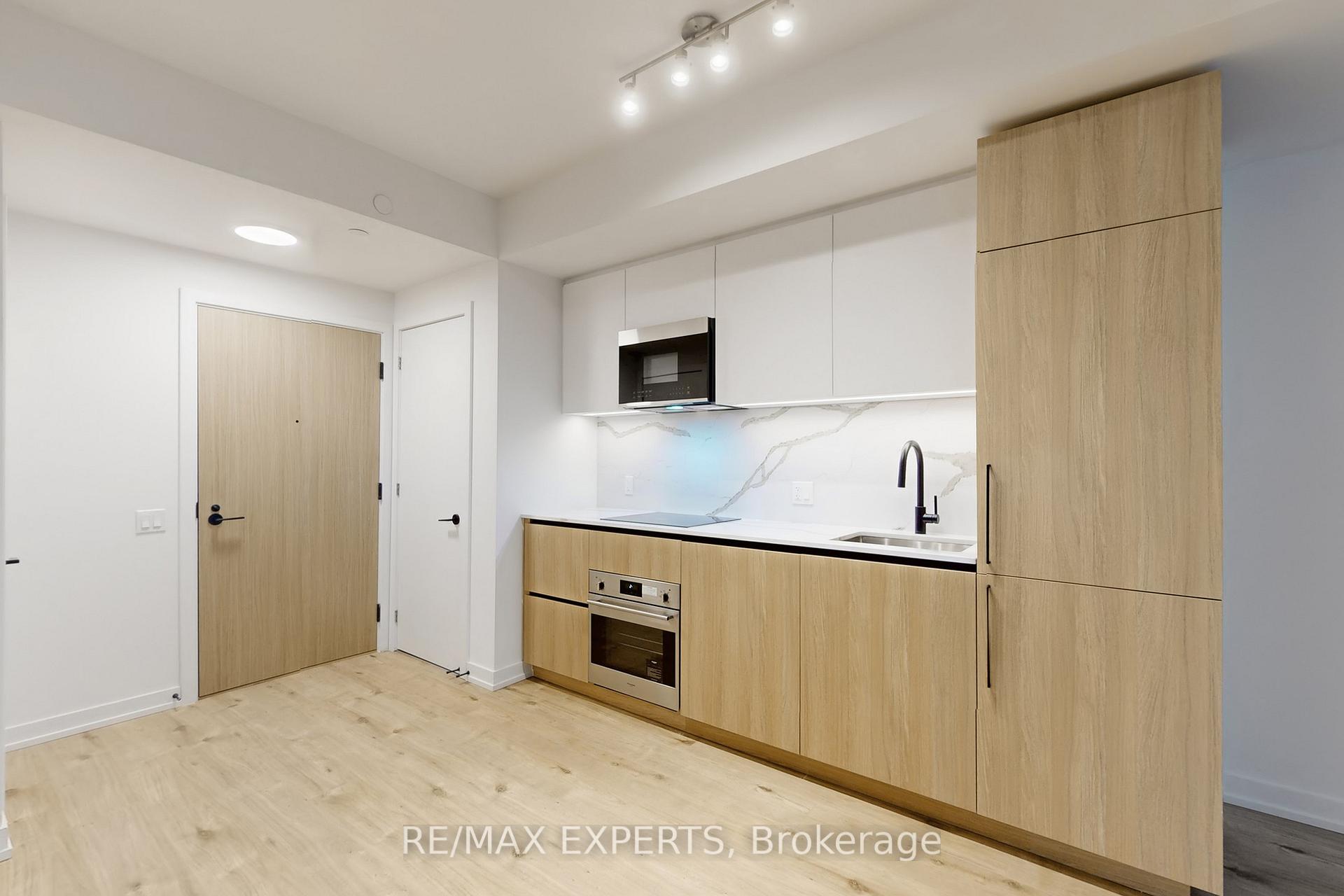 Photo 3 of Unit 913, 35 Parliament Street, Toronto, Waterfront Communities — HOMEH