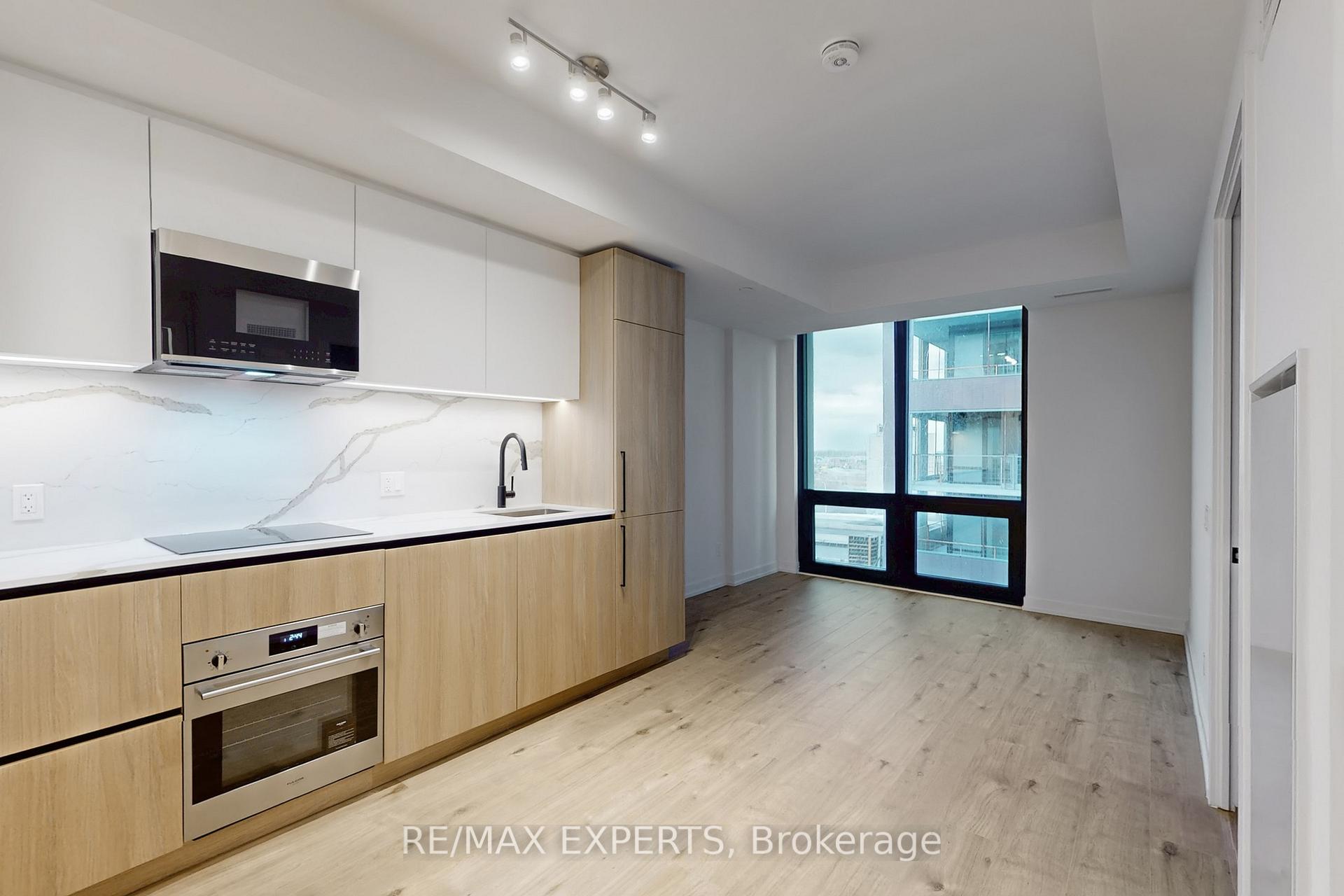 Photo 5 of Unit 913, 35 Parliament Street, Toronto, Waterfront Communities — HOMEH