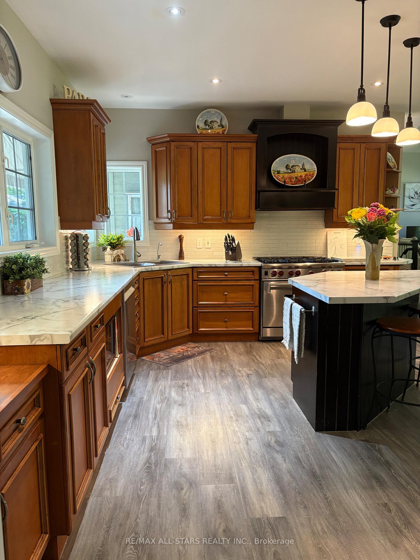 Photo 6 of 536 Golf Course Road, Douro-Dummer — HOMEH