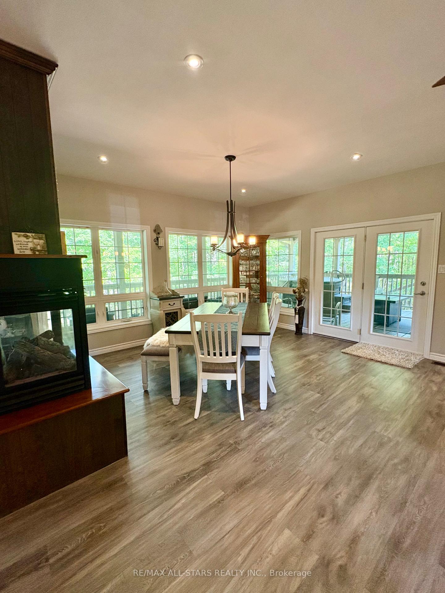Photo 11 of 536 Golf Course Road, Douro-Dummer — HOMEH