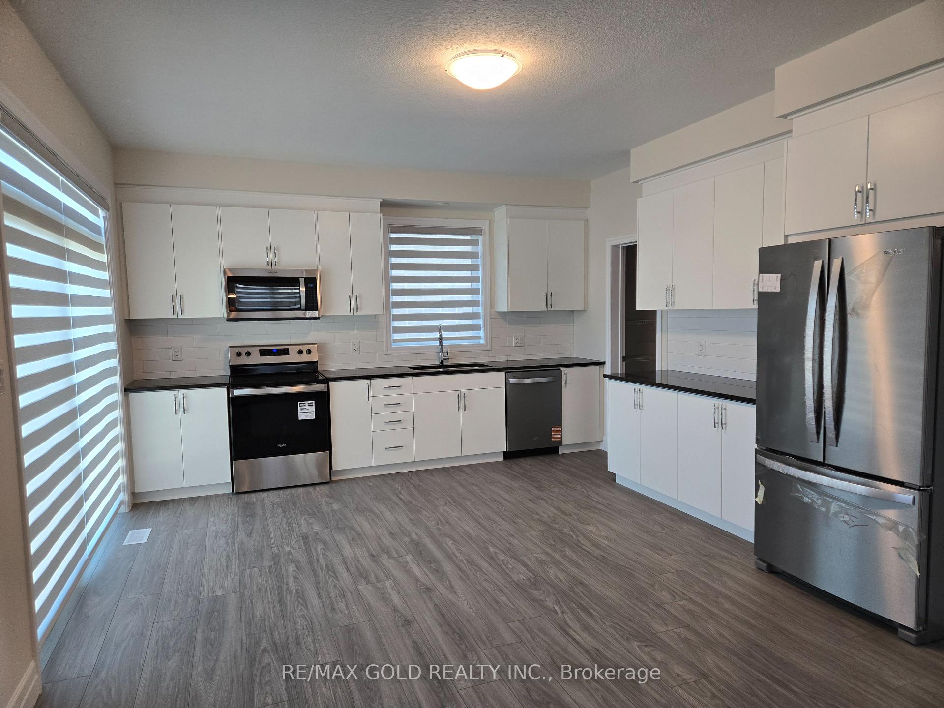 Photo 5 of 180 Newman Drive, Cambridge — HOMEH