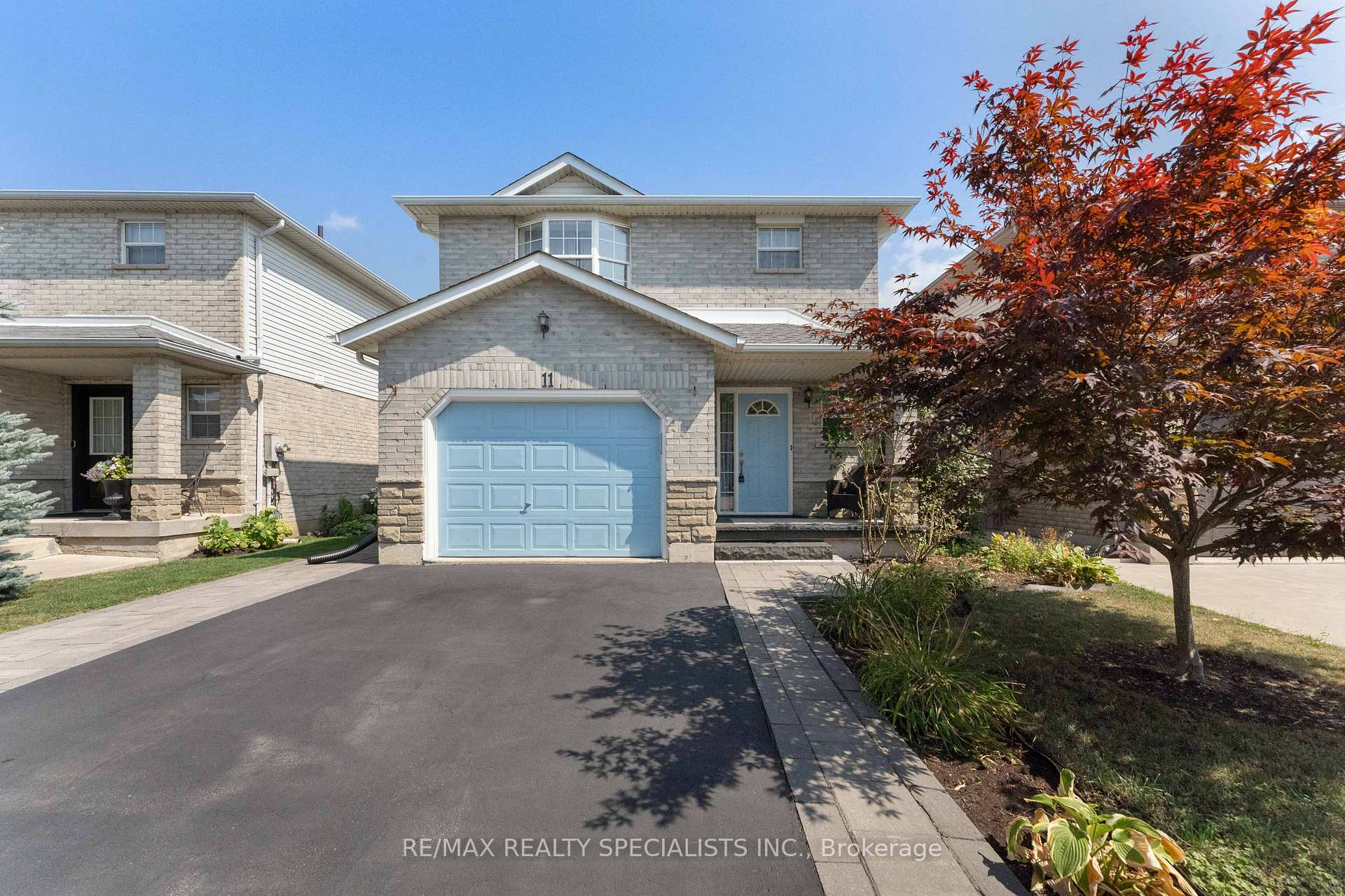 Front of 11 Willowridge Way