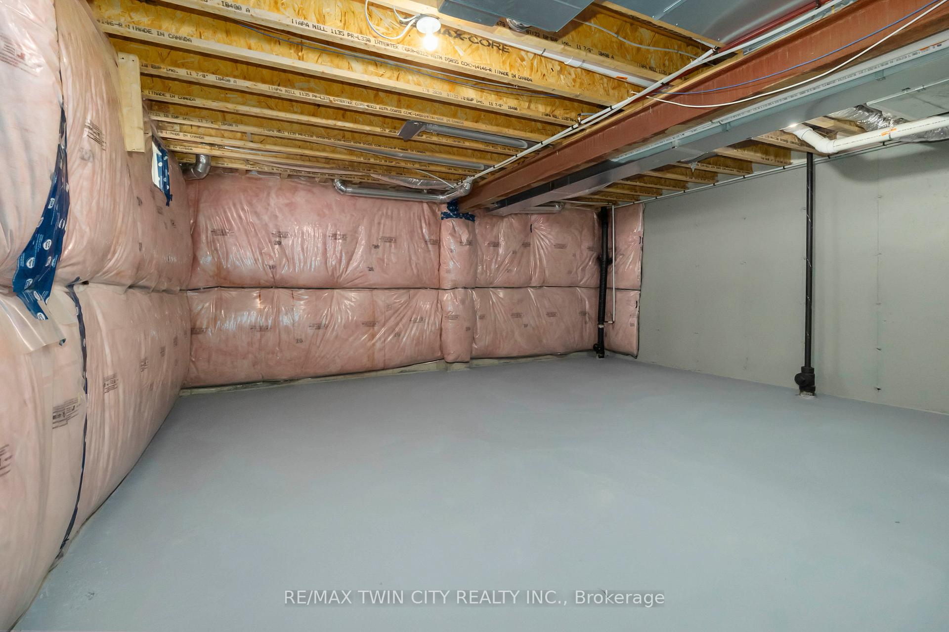 Photo 27 of 144 Flagg Avenue, Brant, Paris — HOMEH