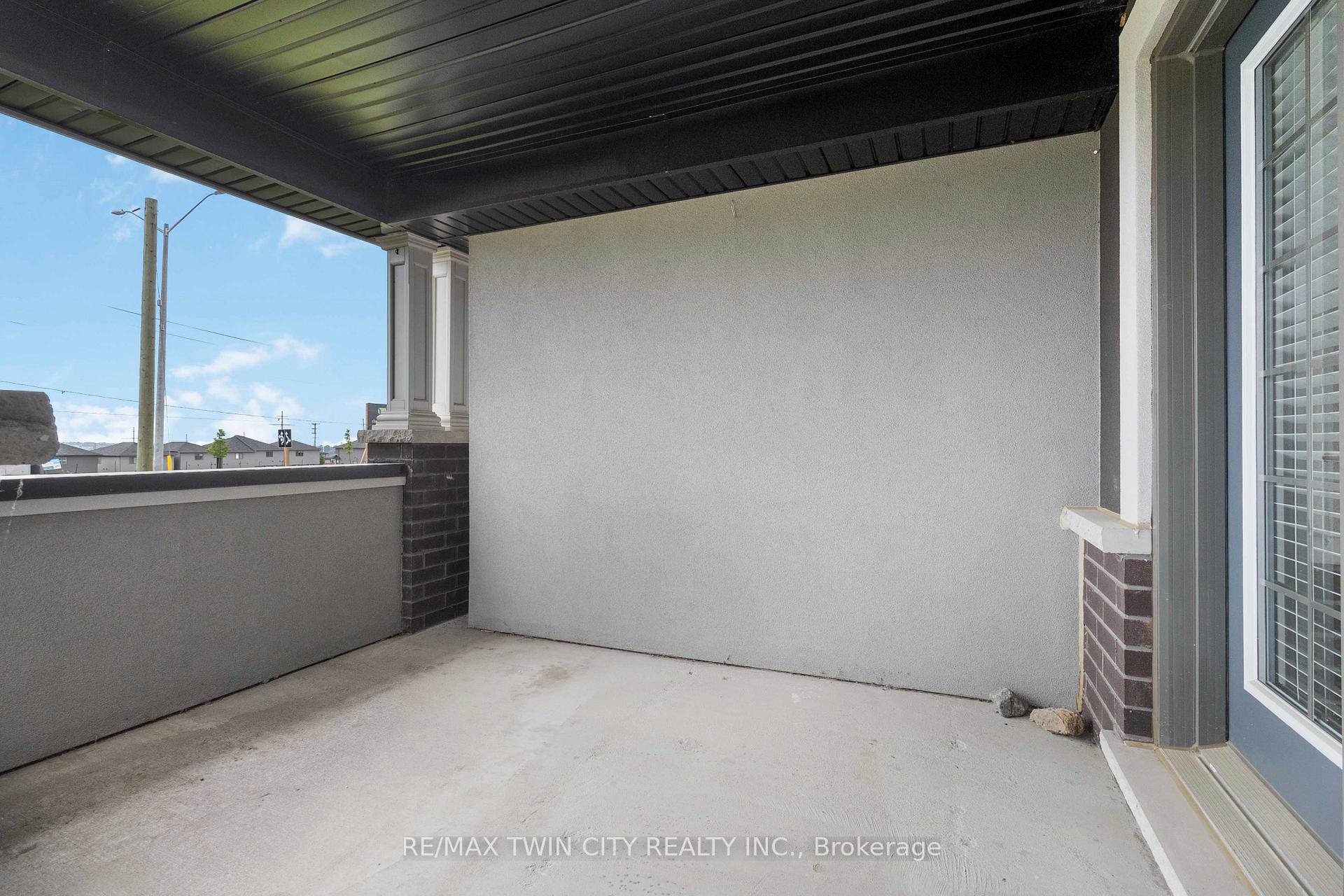 Photo 26 of 144 Flagg Avenue, Brant, Paris — HOMEH