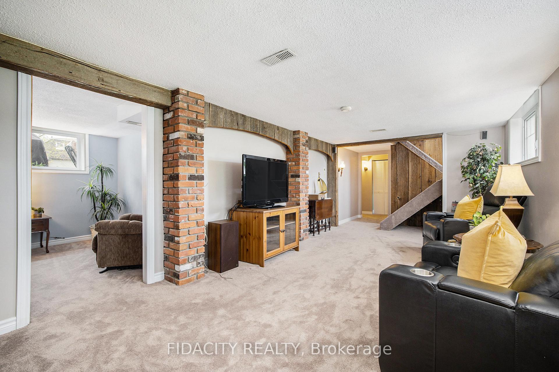 Photo 18 of 144 Napoleon Street, Carleton Place — HOMEH