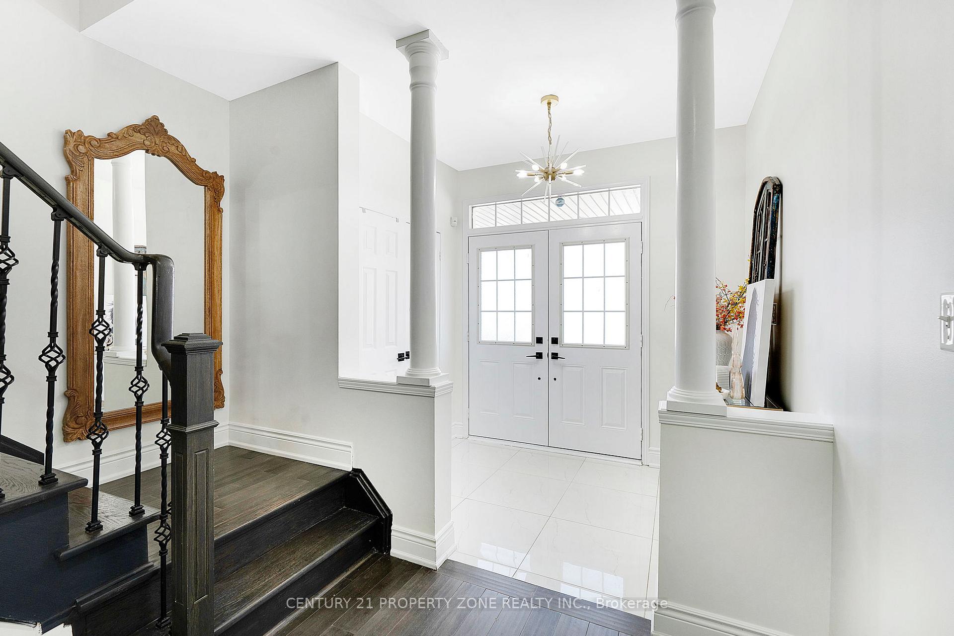 Photo 3 of 12 Ledgerock Road, Brampton, Bram East — HOMEH