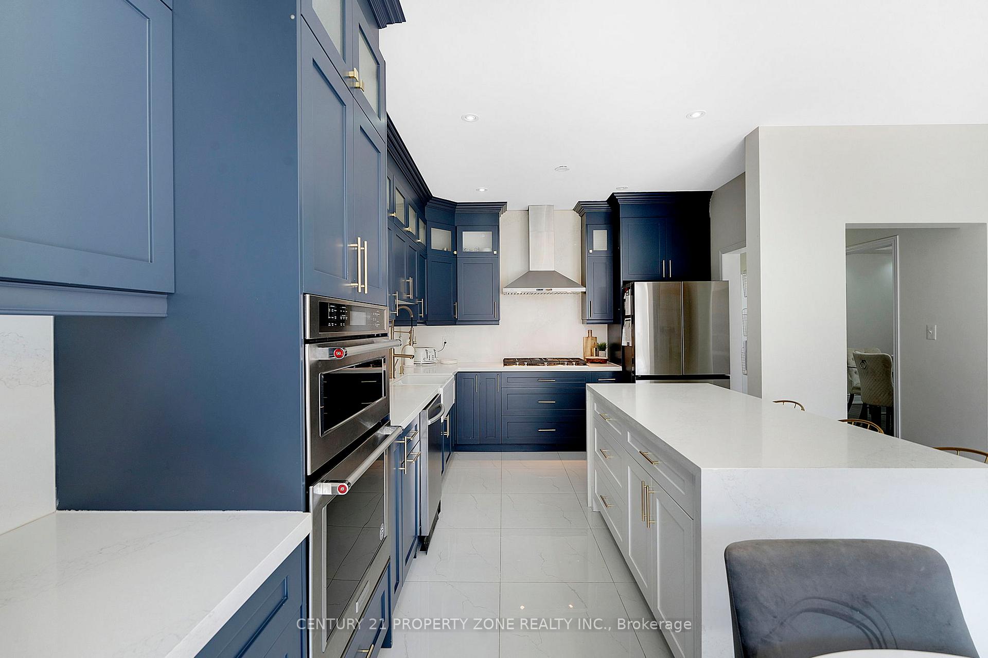 Photo 4 of 12 Ledgerock Road, Brampton, Bram East — HOMEH
