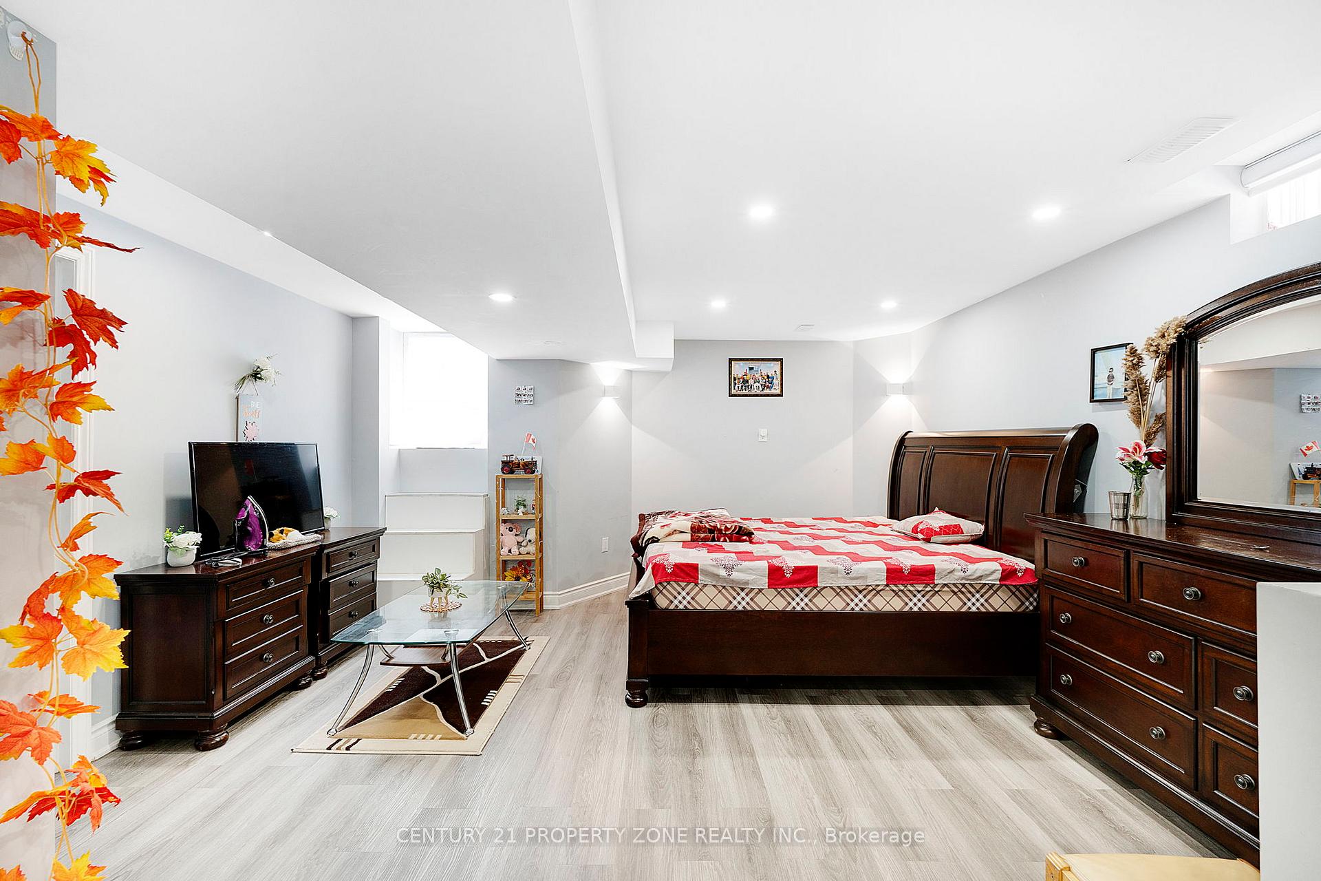 Photo 20 of 12 Ledgerock Road, Brampton, Bram East — HOMEH