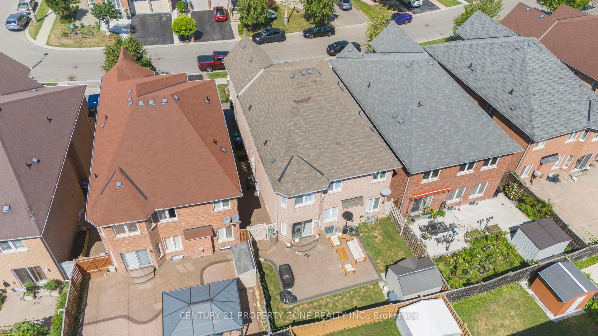 Photo 33 of 12 Ledgerock Road, Brampton, Bram East — HOMEH