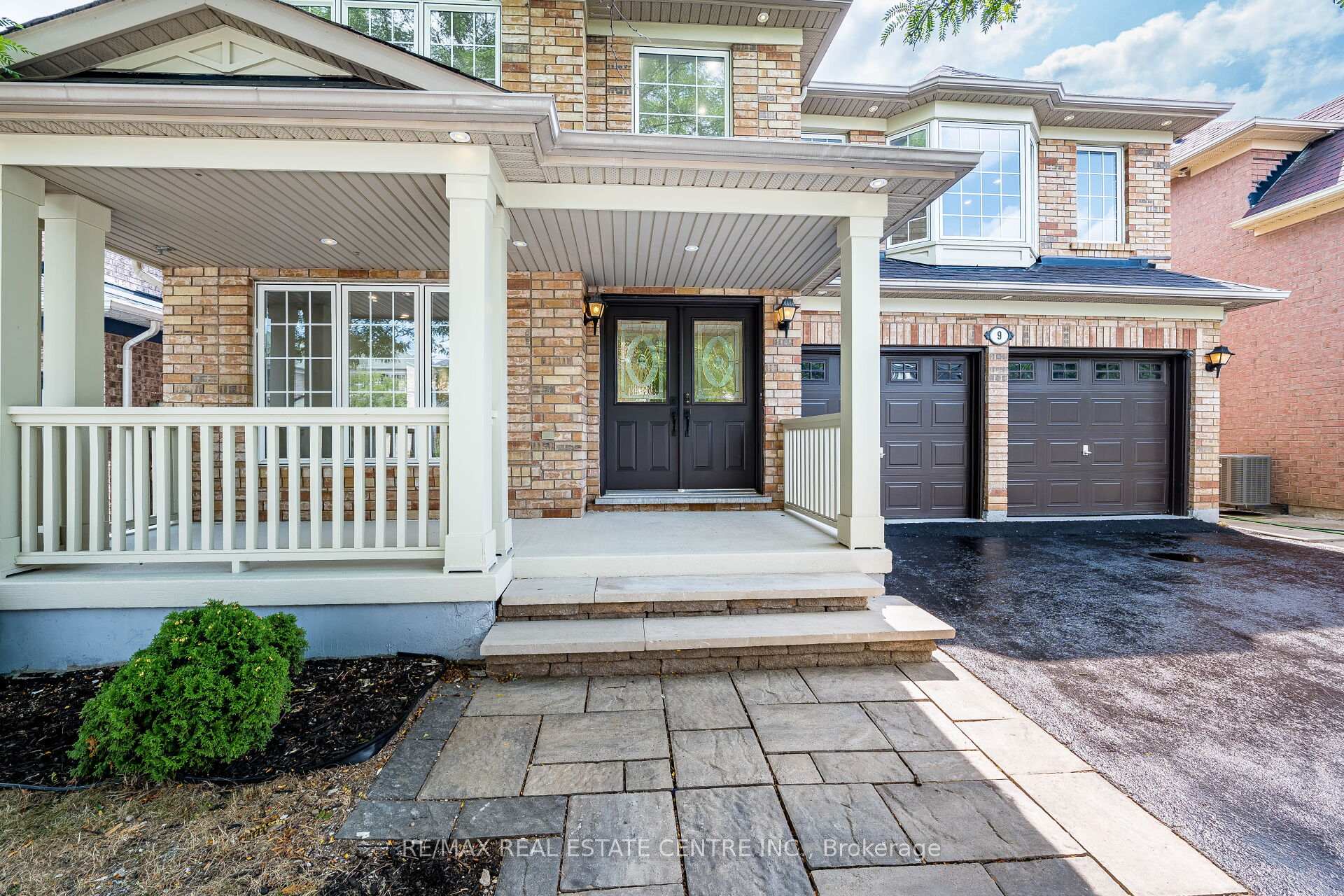 Photo 2 of 9 Sparta Drive, Brampton, Vales of Castlemore — HOMEH