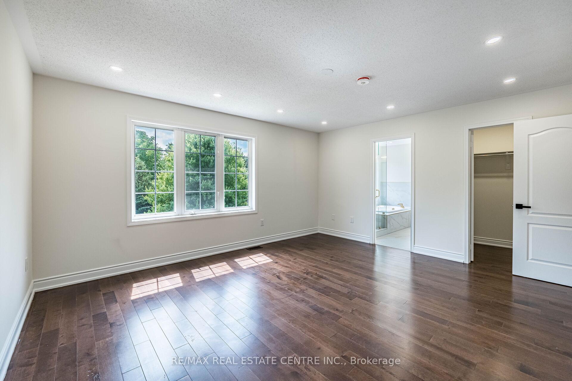 Photo 14 of 9 Sparta Drive, Brampton, Vales of Castlemore — HOMEH