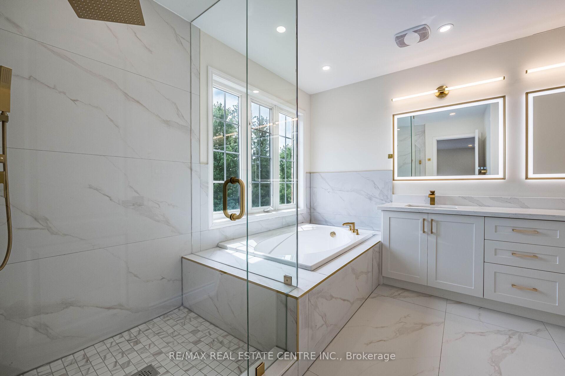 Photo 16 of 9 Sparta Drive, Brampton, Vales of Castlemore — HOMEH