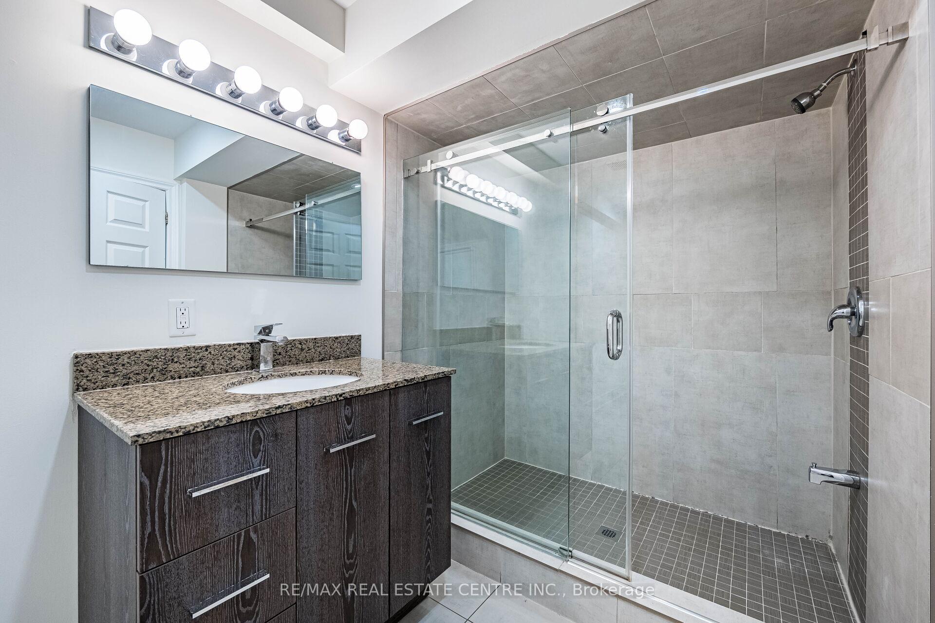 Photo 32 of 9 Sparta Drive, Brampton, Vales of Castlemore — HOMEH