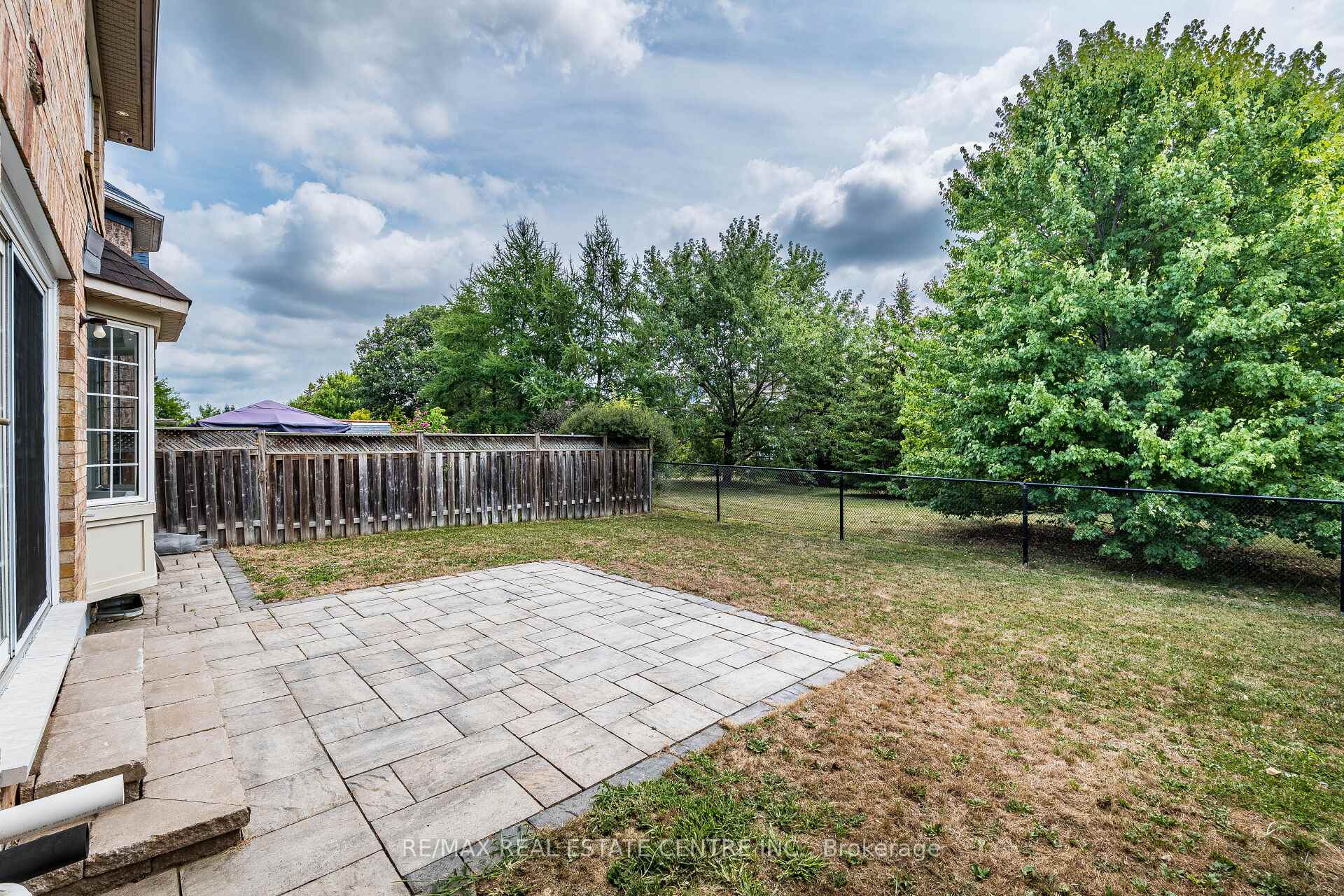 Photo 37 of 9 Sparta Drive, Brampton, Vales of Castlemore — HOMEH