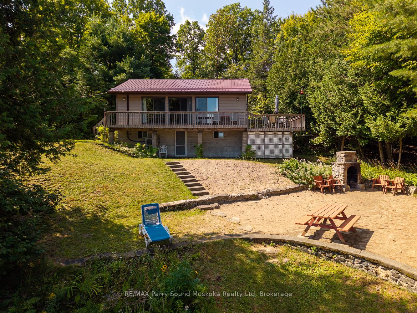 Photo 1 of 28 Stormy Point Road, McKellar — HOMEH