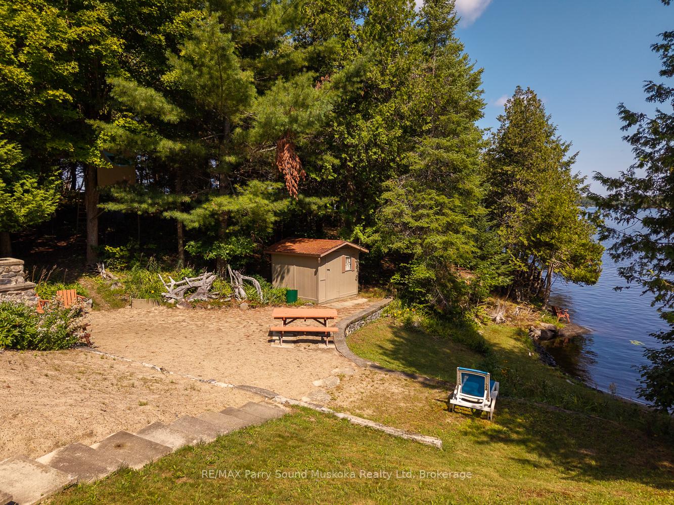 Photo 19 of 28 Stormy Point Road, McKellar — HOMEH