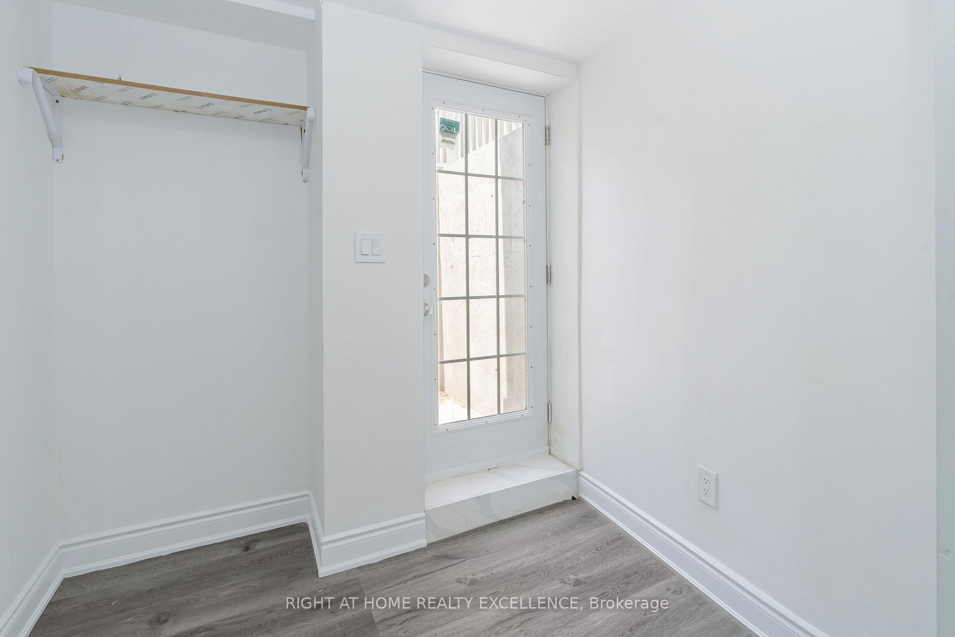 Photo 16 of 1 Bayridge Drive, Brampton, Vales of Castlemore — HOMEH