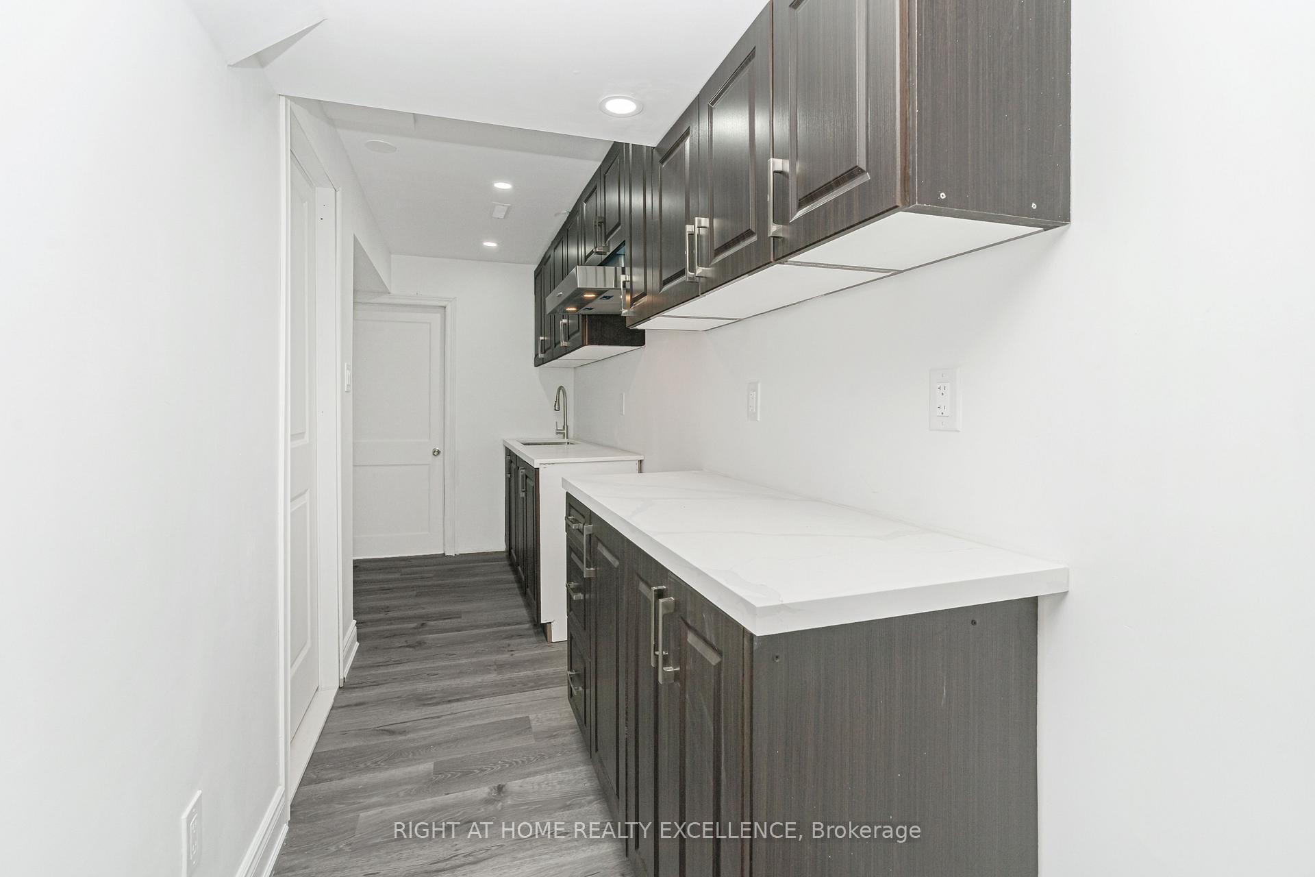 Photo 22 of 1 Bayridge Drive, Brampton, Vales of Castlemore — HOMEH