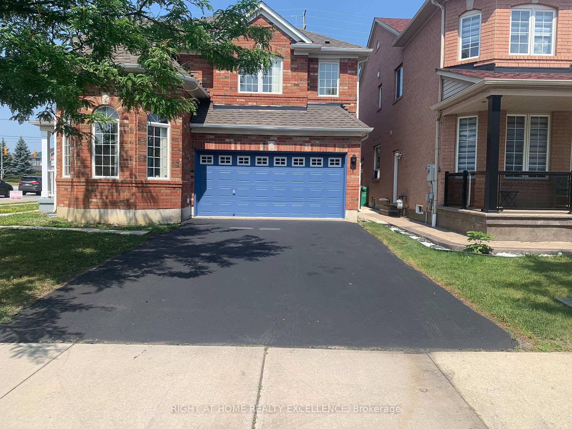 Photo 27 of 1 Bayridge Drive, Brampton, Vales of Castlemore — HOMEH