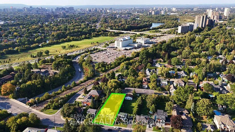 Photo 6 of 149 Pleasant Park Road, Ottawa, Faircrest Heights — HOMEH