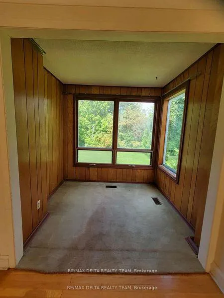 Photo 18 of 149 Pleasant Park Road, Ottawa, Faircrest Heights — HOMEH