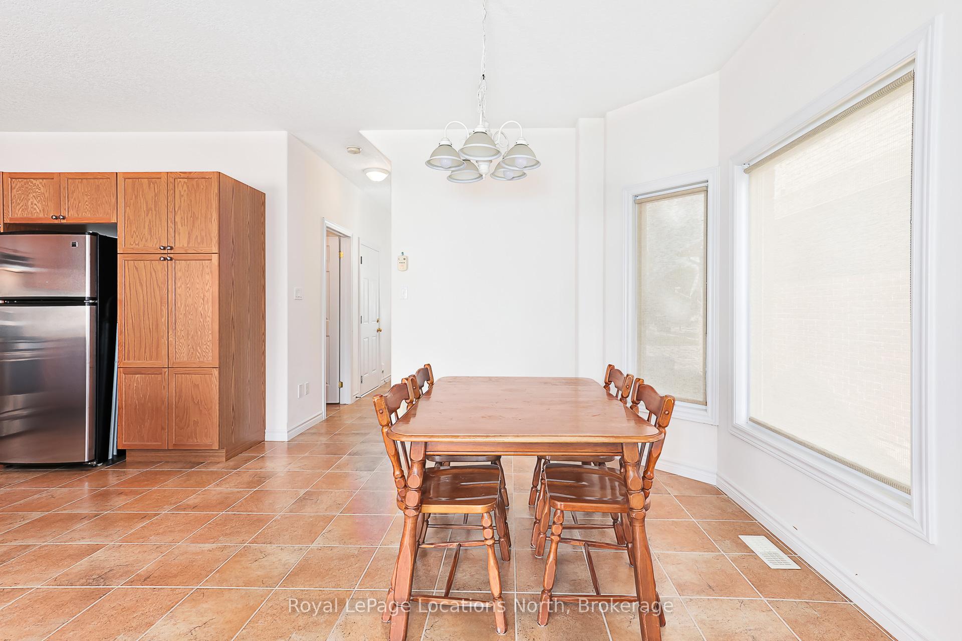 Photo 4 of 3 Davis Street, Collingwood — HOMEH