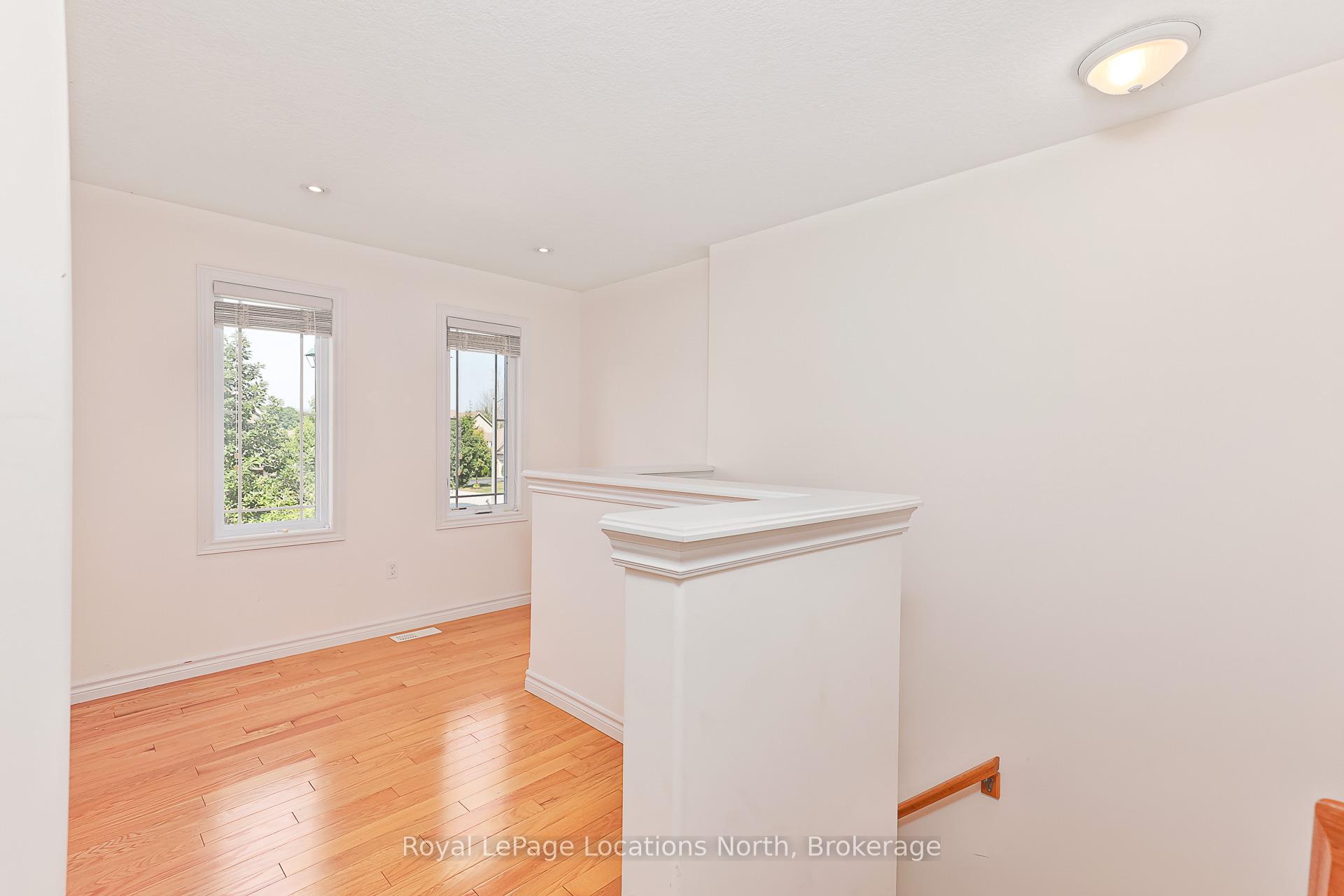 Photo 9 of 3 Davis Street, Collingwood — HOMEH