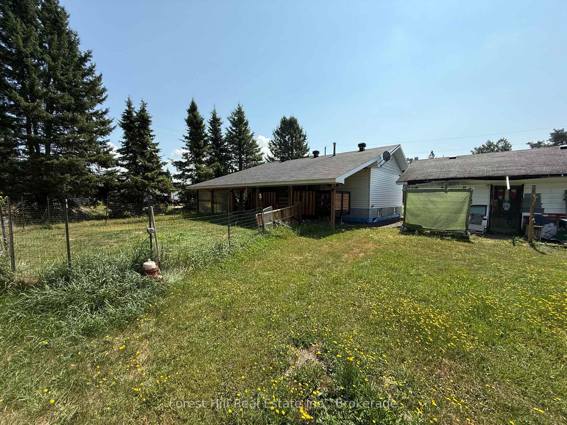 Photo 42 of 502 Sweezy Street W, Powassan, Trout Creek — HOMEH
