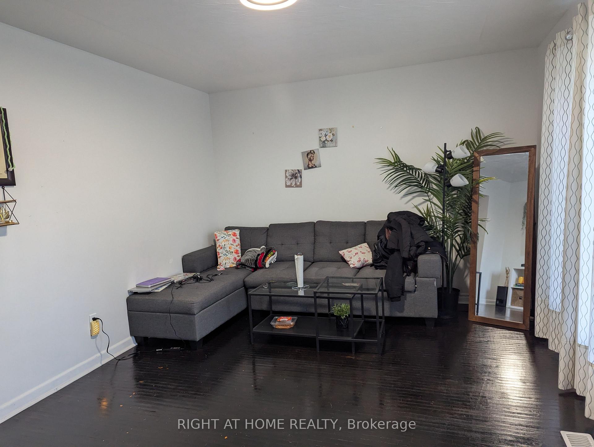 Photo 27 of 99 West 4th Street, Hamilton, Bonnington — HOMEH