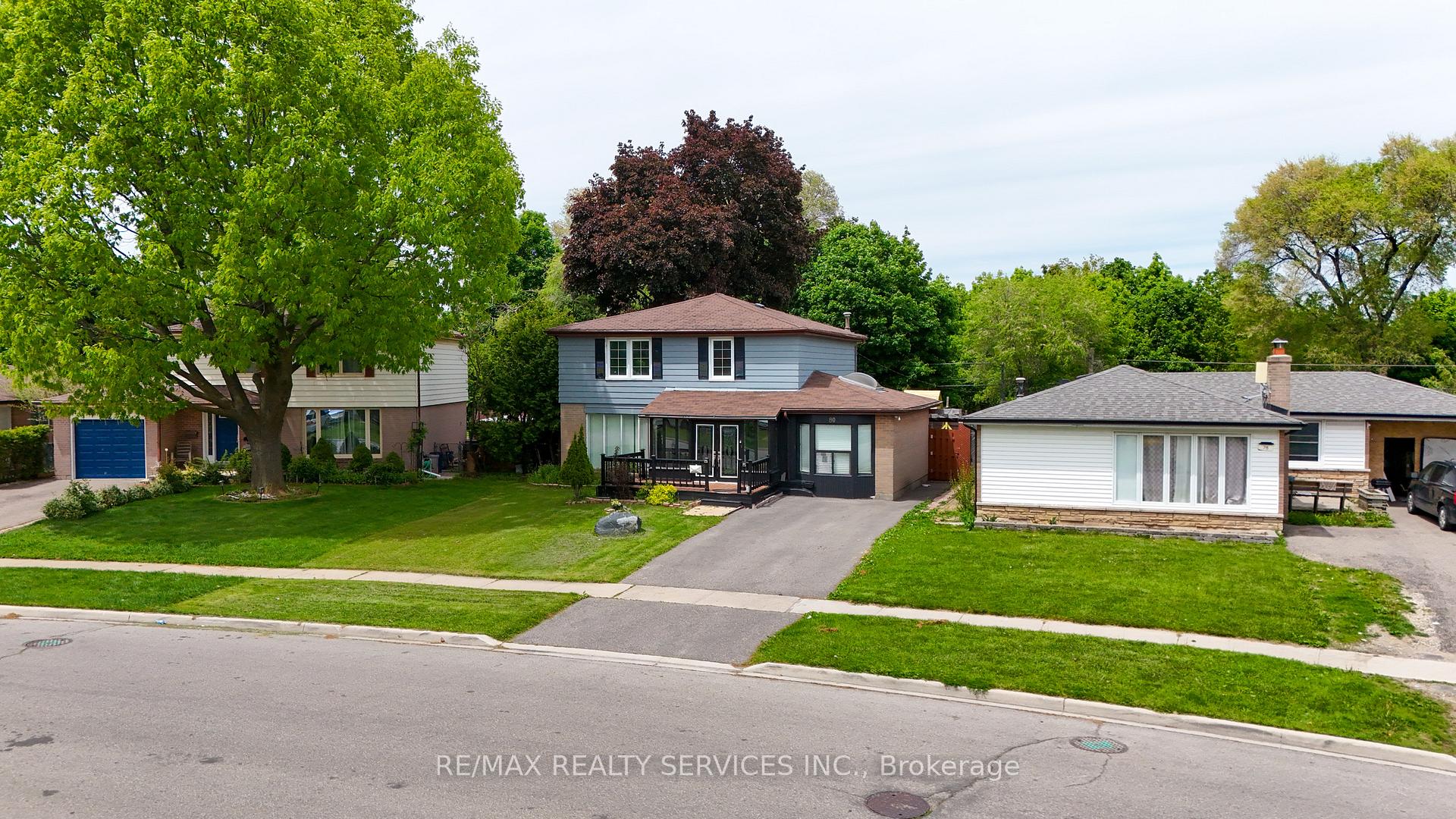 Photo 12 of 80 Brookland Drive, Brampton, Avondale — HOMEH