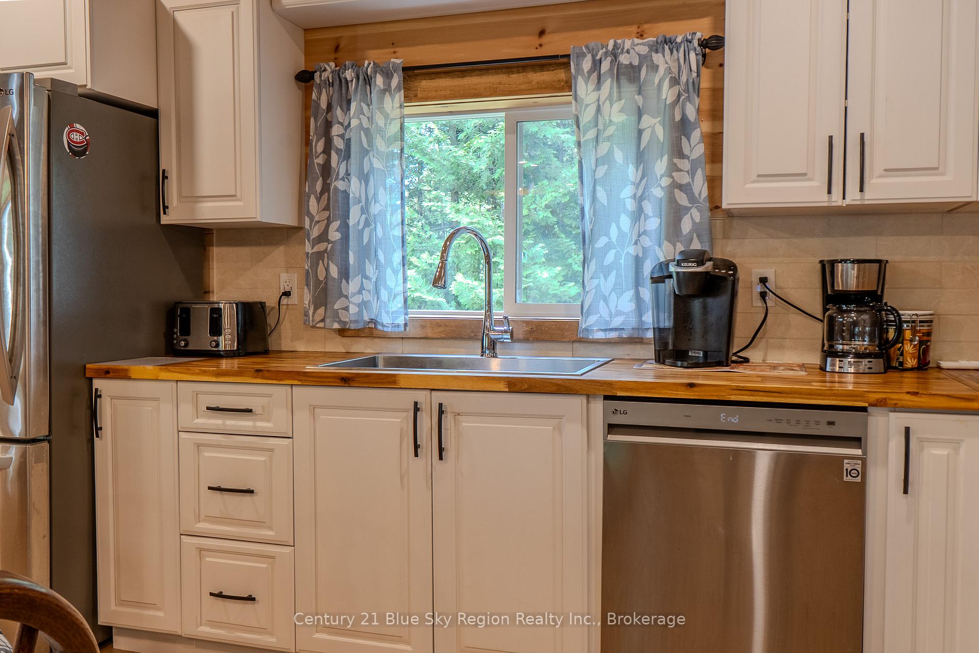 Photo 7 of 75 Richfield Road, Temagami — HOMEH