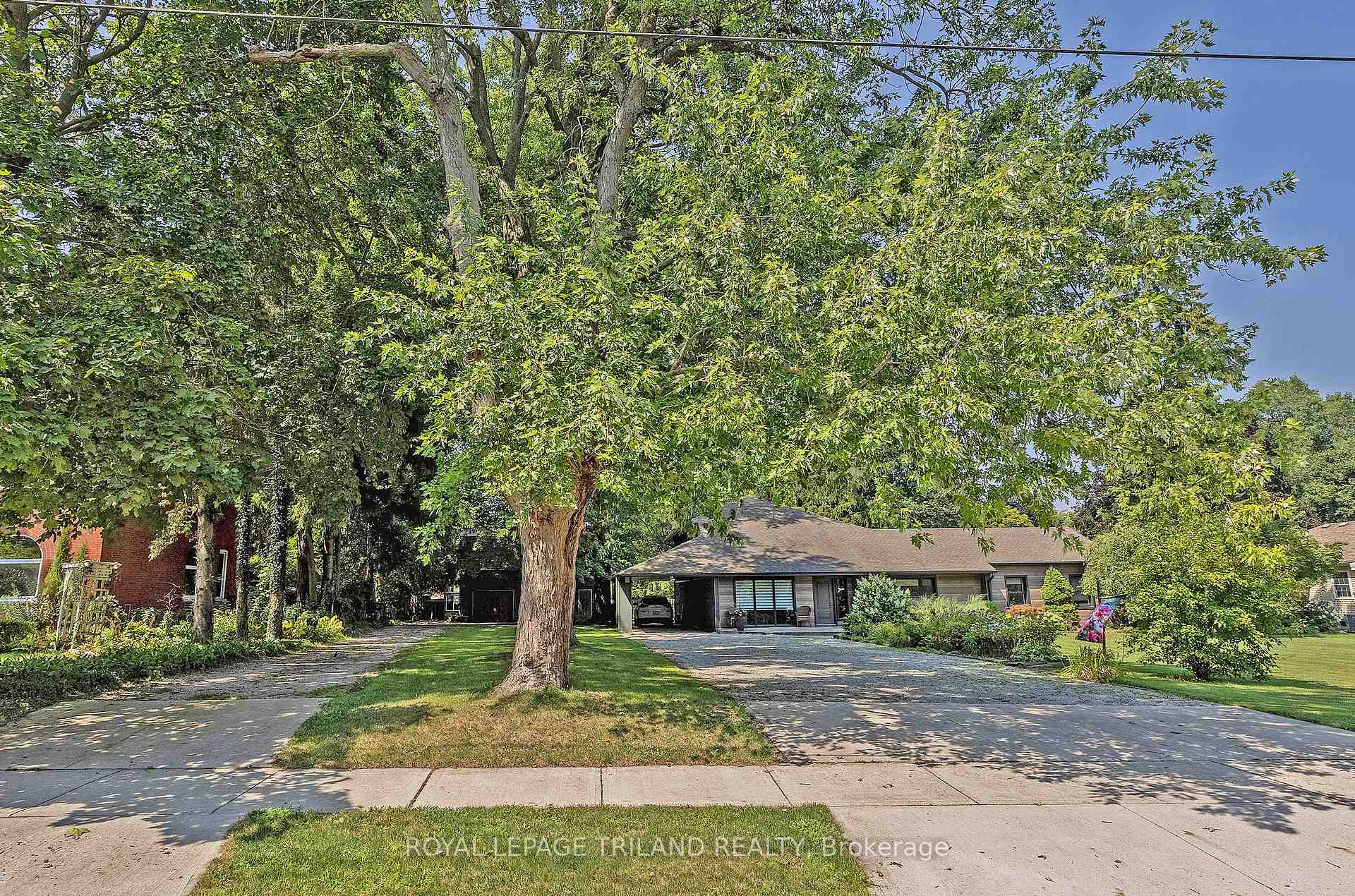 Photo 2 of 58 Crescent Avenue, Central Elgin, Lynhurst — HOMEH