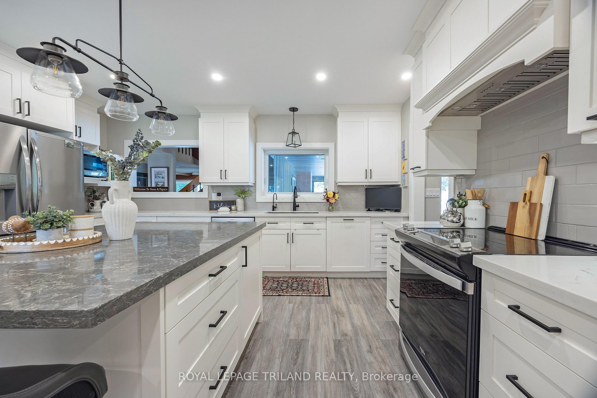 Photo 10 of 58 Crescent Avenue, Central Elgin, Lynhurst — HOMEH