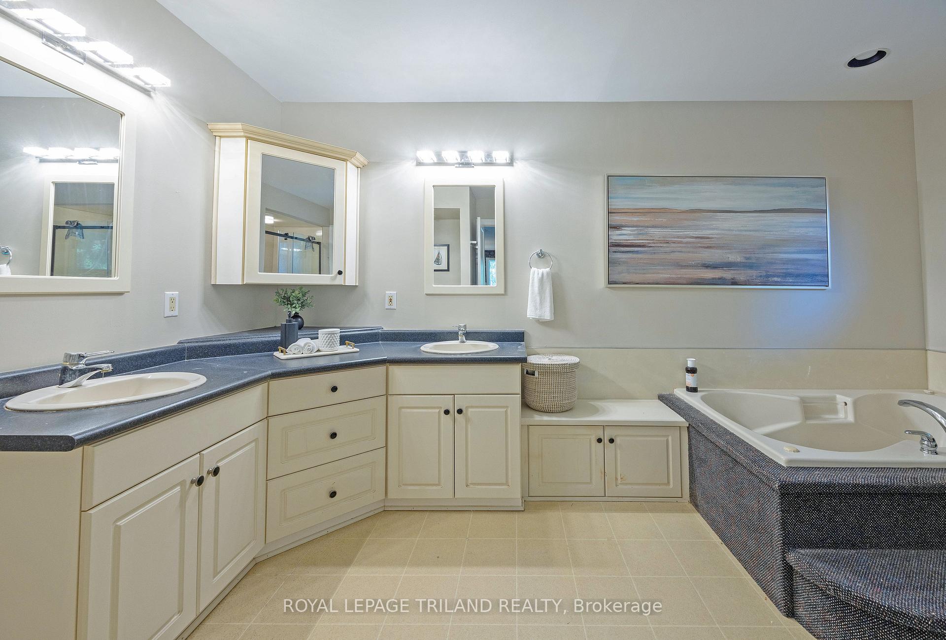 Photo 31 of 58 Crescent Avenue, Central Elgin, Lynhurst — HOMEH