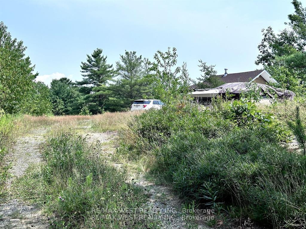 Photo 4 of 52 North Shore Road, The Archipelago, Archipelago North — HOMEH