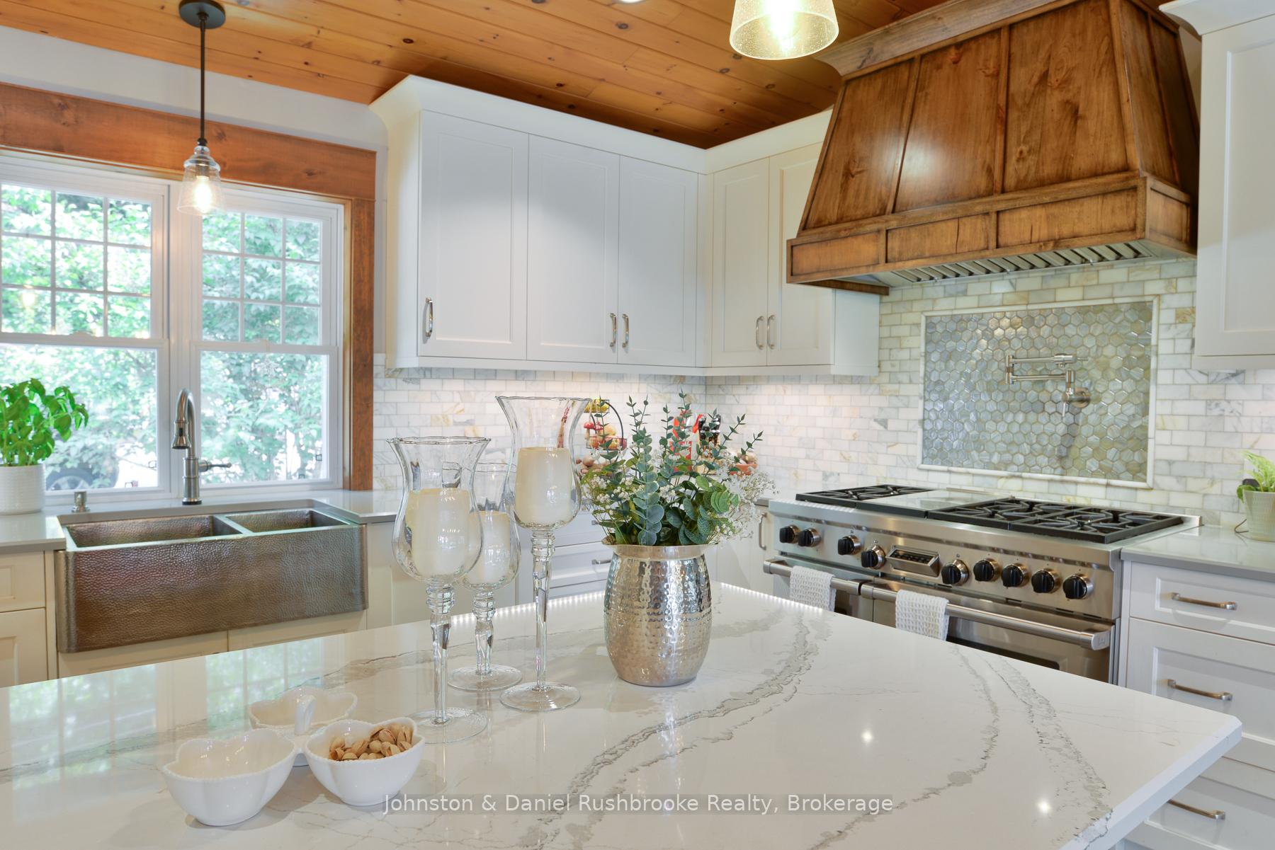 Photo 7 of 38 Armstrong Lane, Kearney — HOMEH
