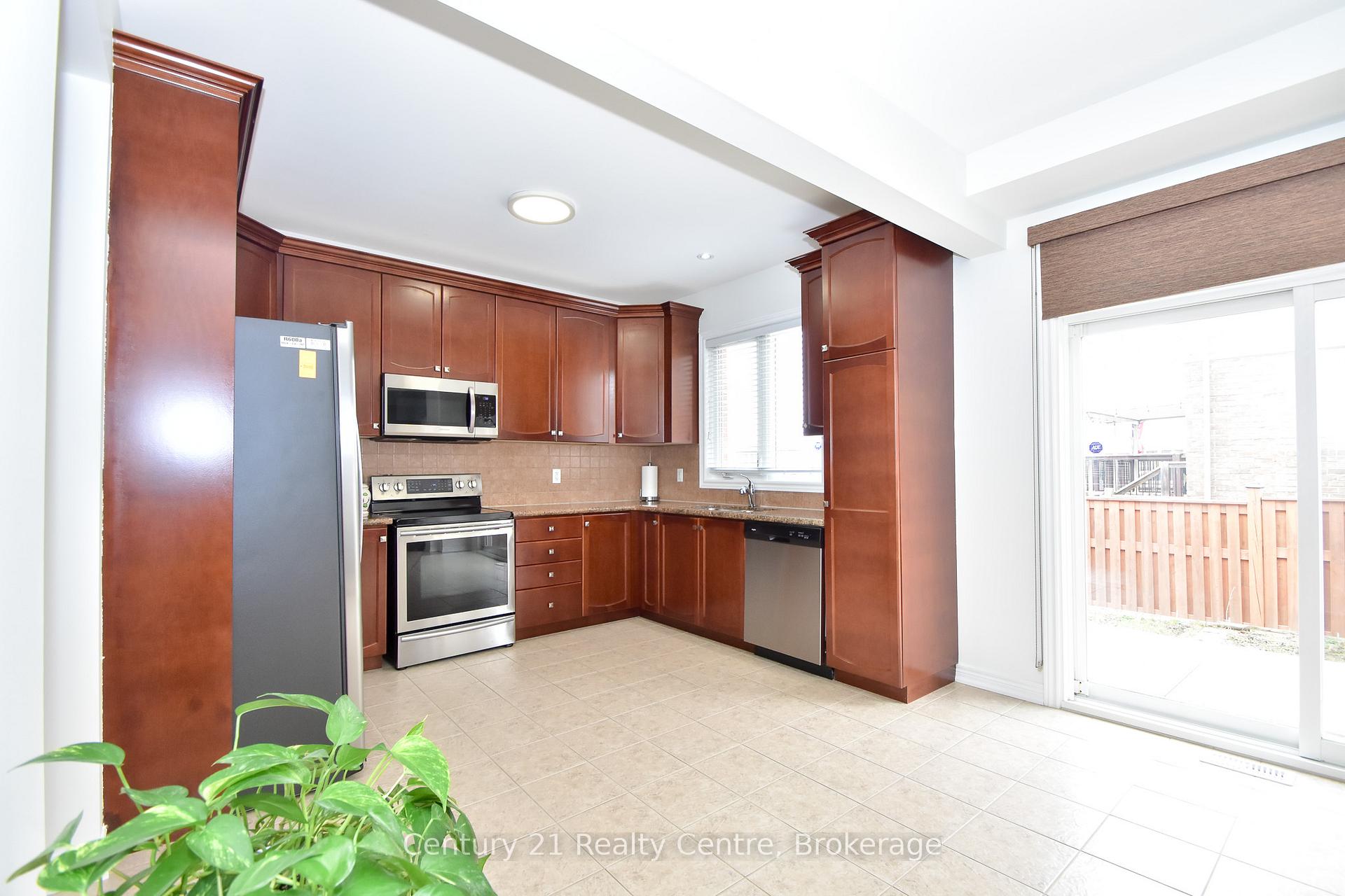 Photo 15 of 133 Eaglewood Drive, Hamilton, Eleanor — HOMEH