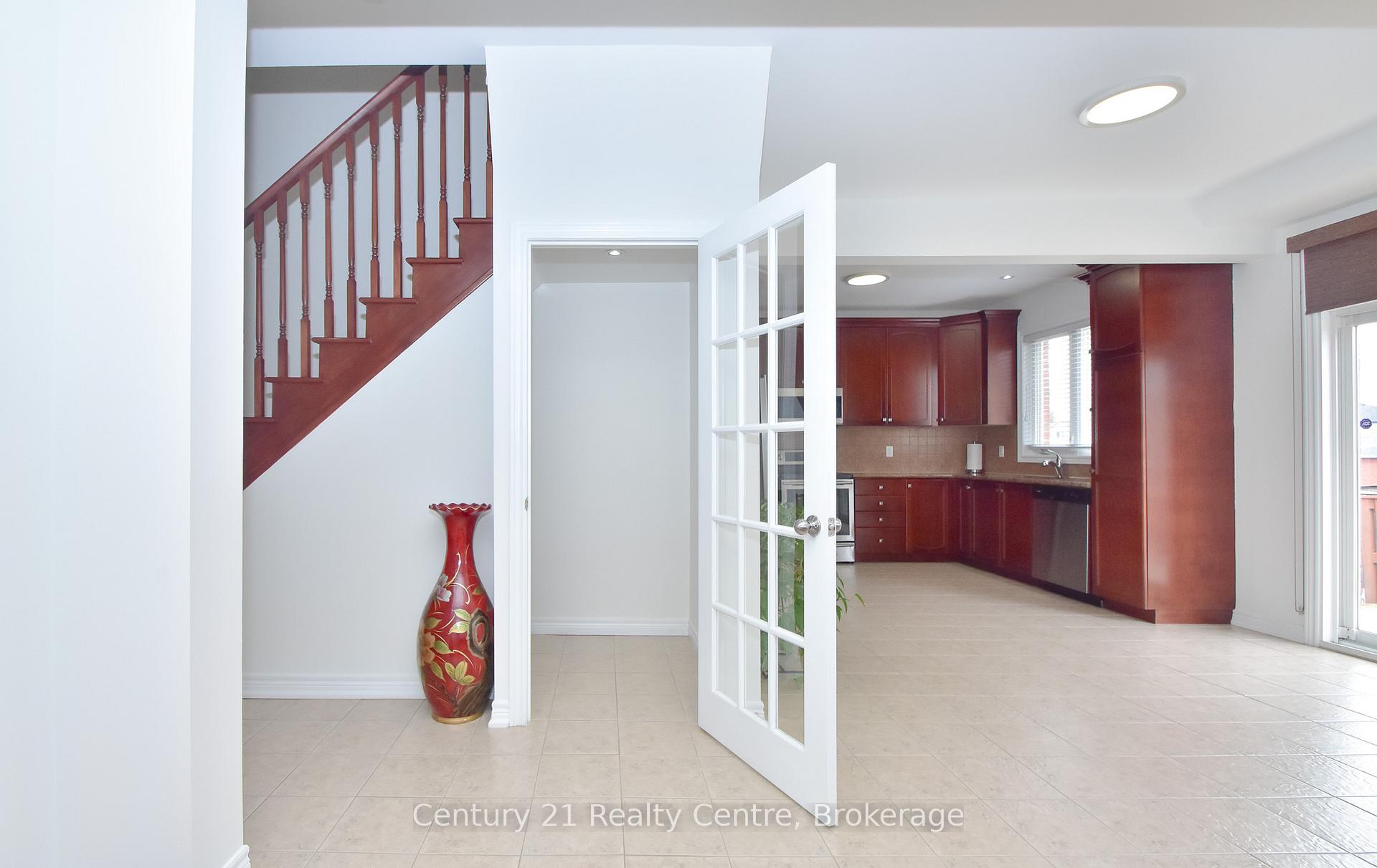 Photo 34 of 133 Eaglewood Drive, Hamilton, Eleanor — HOMEH