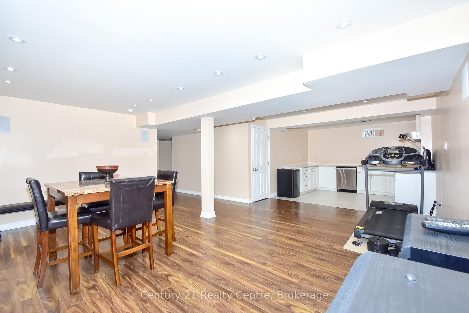 Photo 45 of 133 Eaglewood Drive, Hamilton, Eleanor — HOMEH