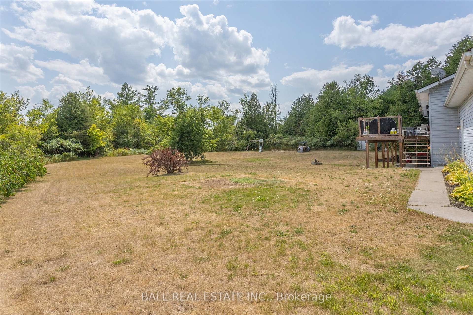 Photo 30 of 233 Lonsberry Lane, Douro-Dummer — HOMEH