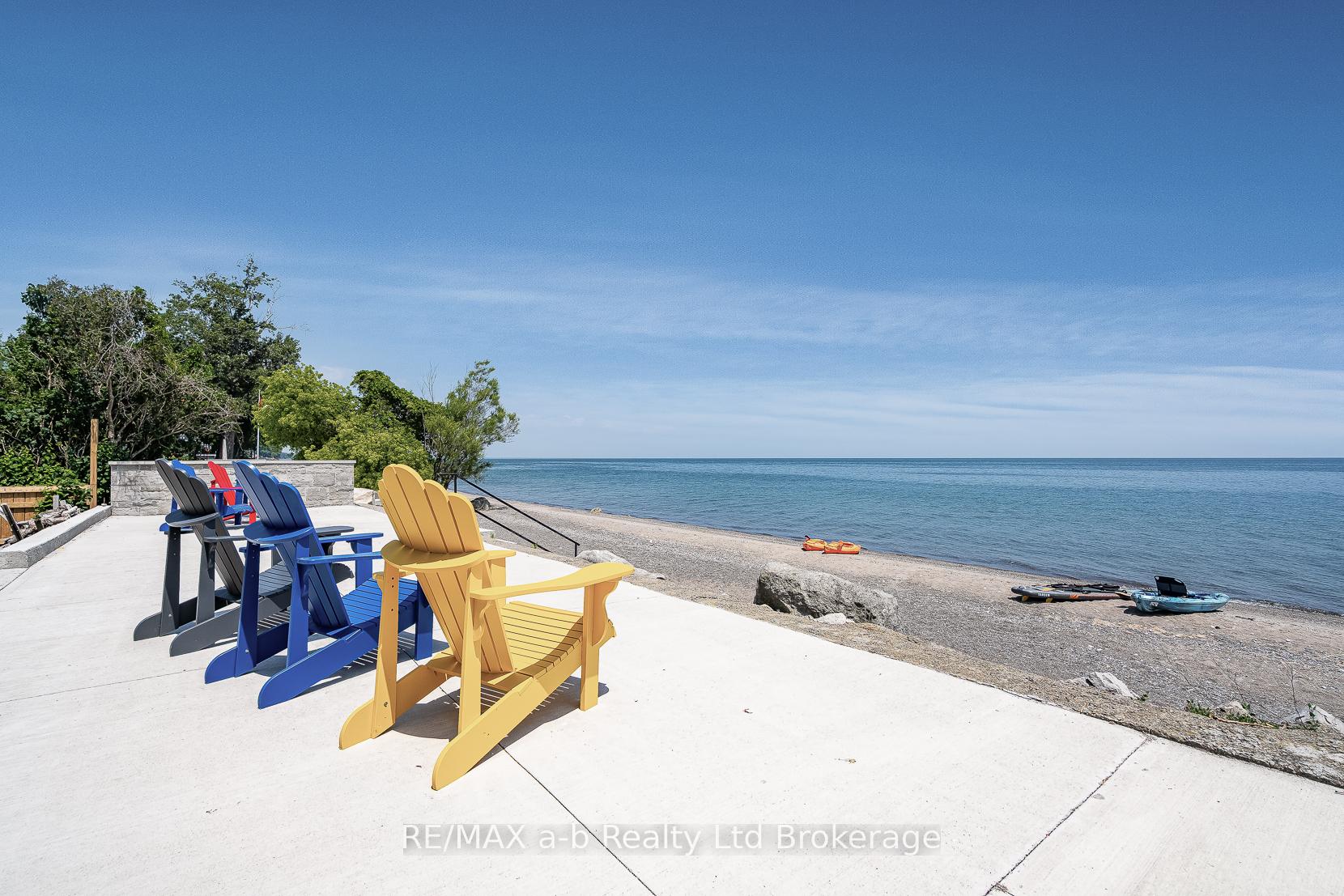 Photo 2 of 51 Marentette Beach Road, Leamington — HOMEH