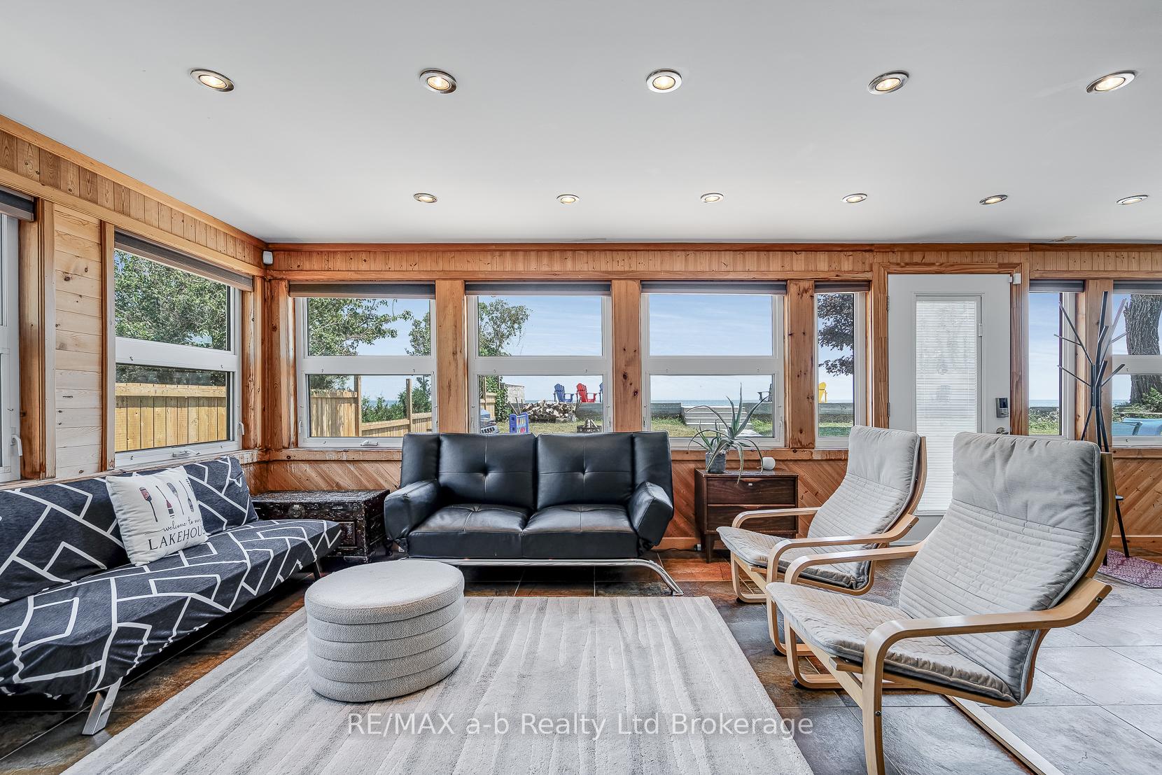 Photo 7 of 51 Marentette Beach Road, Leamington — HOMEH
