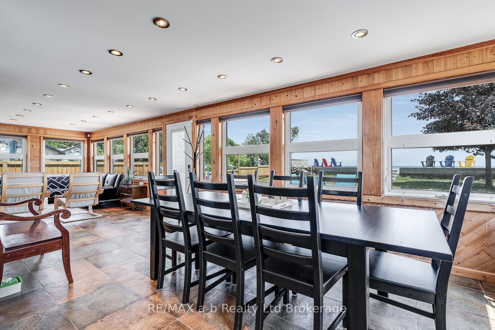 Photo 15 of 51 Marentette Beach Road, Leamington — HOMEH