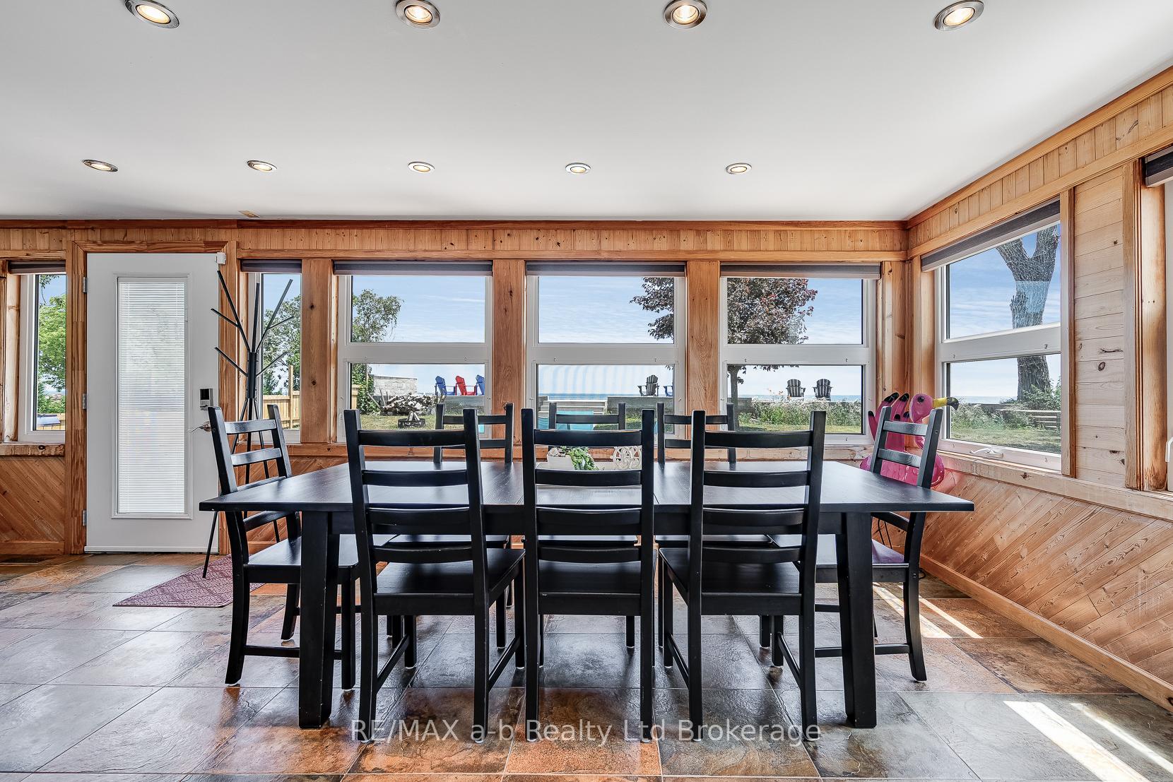 Photo 16 of 51 Marentette Beach Road, Leamington — HOMEH