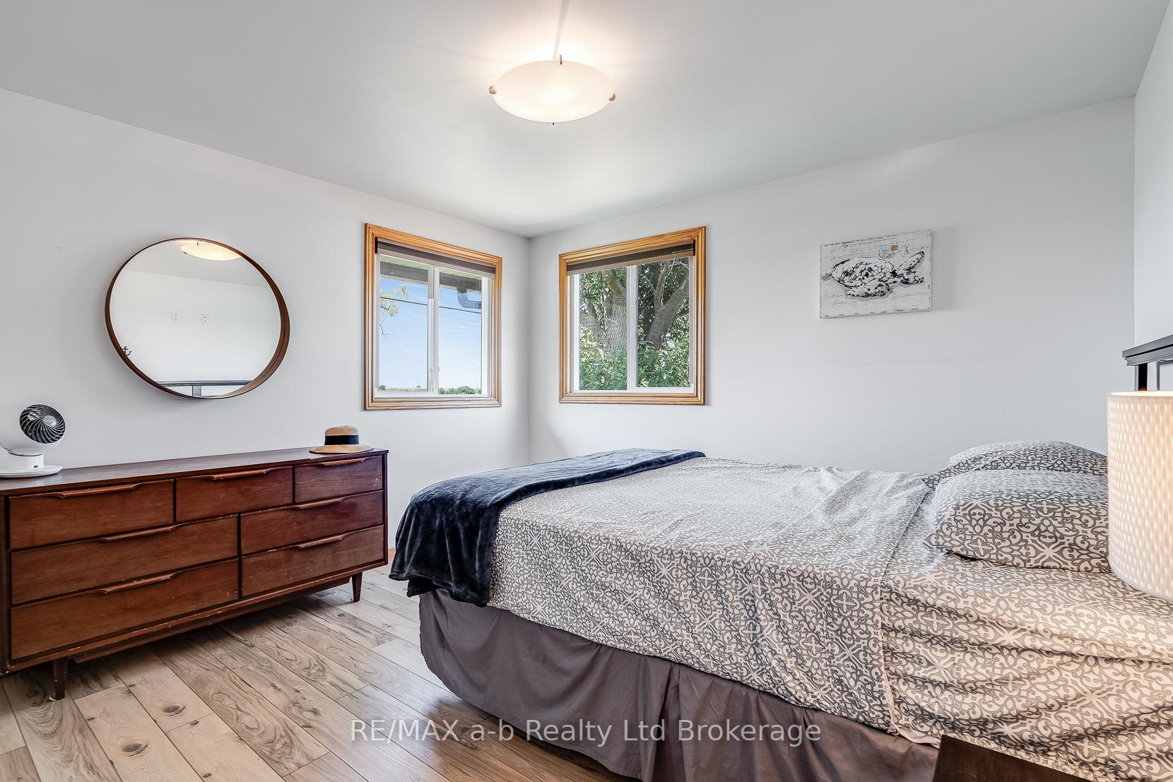 Photo 18 of 51 Marentette Beach Road, Leamington — HOMEH