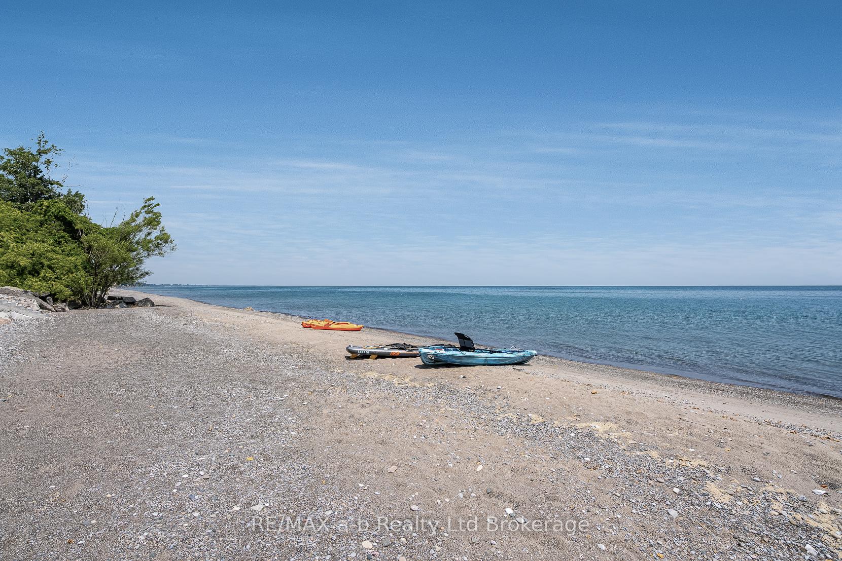 Photo 38 of 51 Marentette Beach Road, Leamington — HOMEH