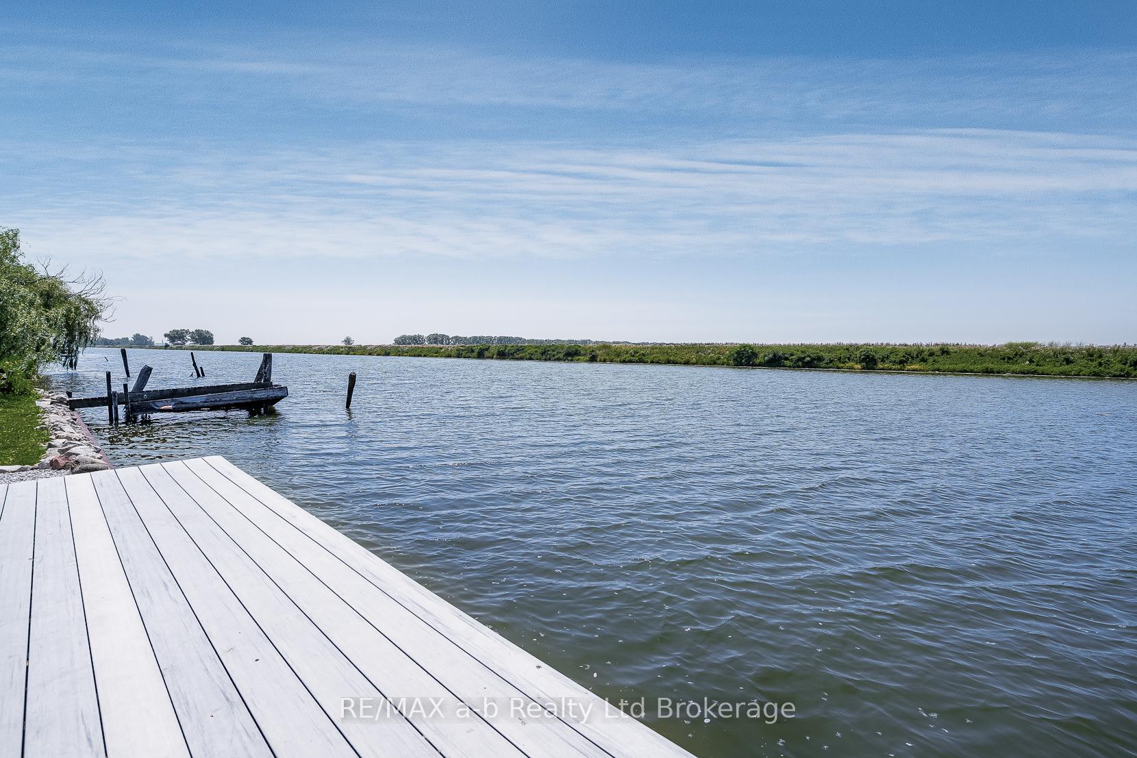 Photo 41 of 51 Marentette Beach Road, Leamington — HOMEH