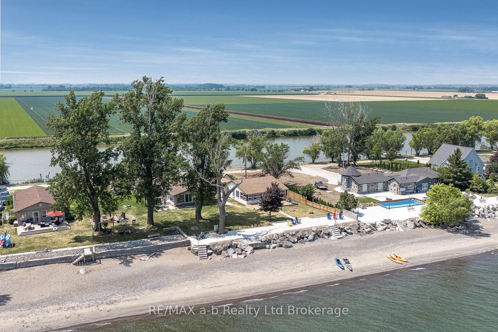 Photo 46 of 51 Marentette Beach Road, Leamington — HOMEH