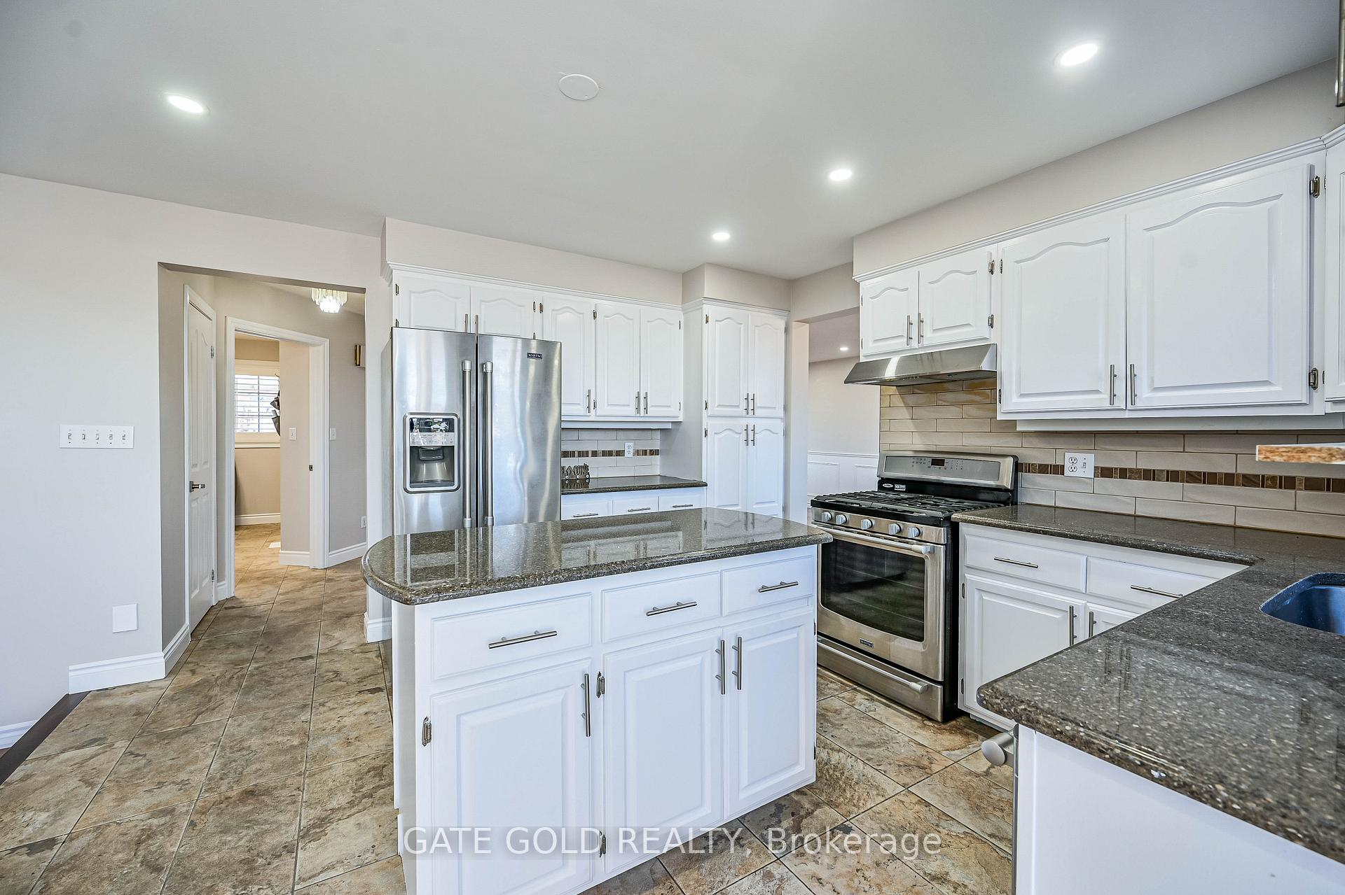 Photo 9 of 228 Highland Road W, Hamilton, Stoney Creek — HOMEH